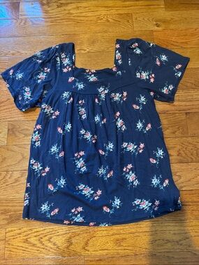 Lucky Brand Navy Floral Short-Sleeve Tee with Red and Light Blue Blooms